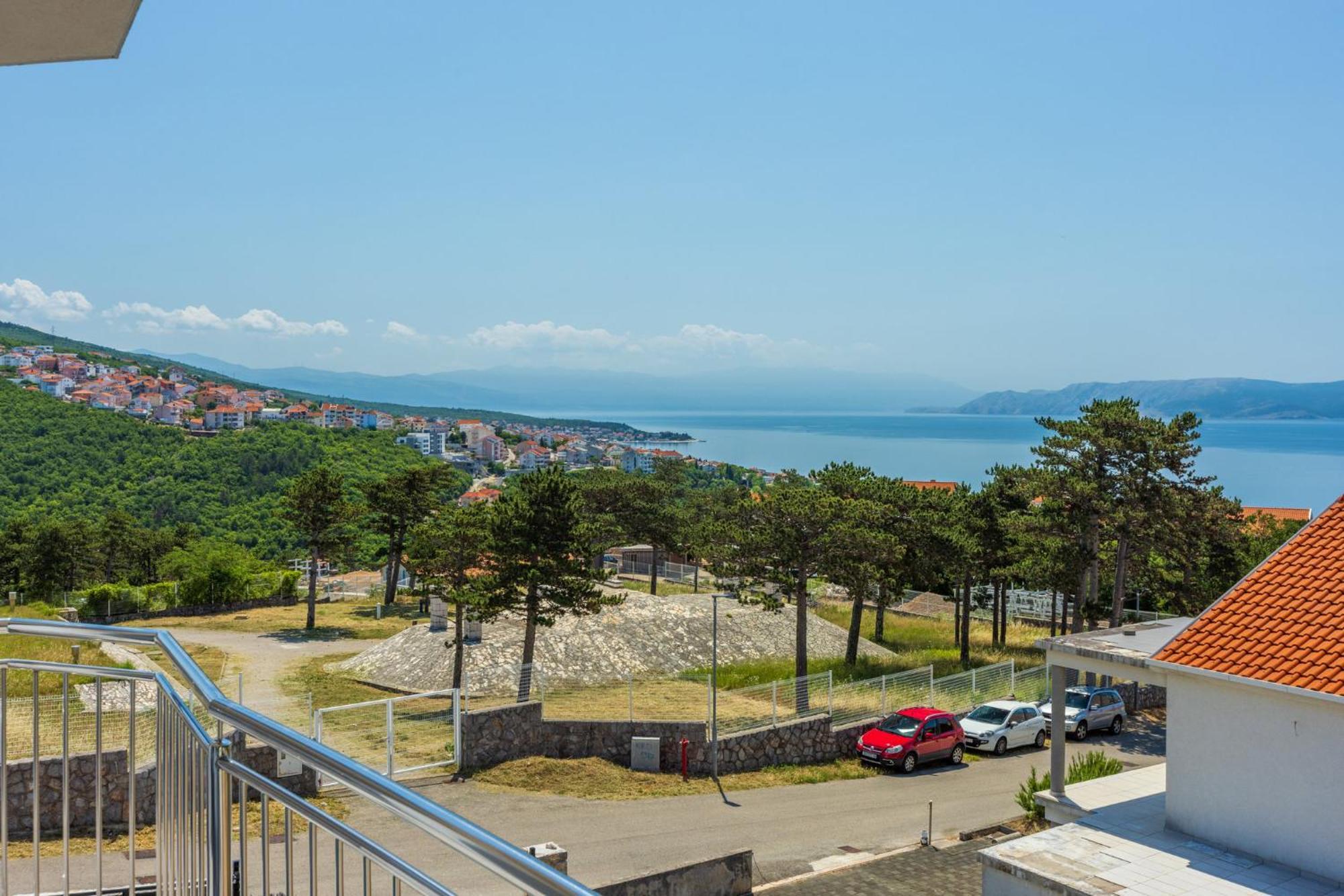 Apartments Sunshine E Crikvenica Buitenkant foto